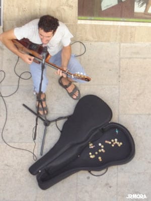tocando2.jpg